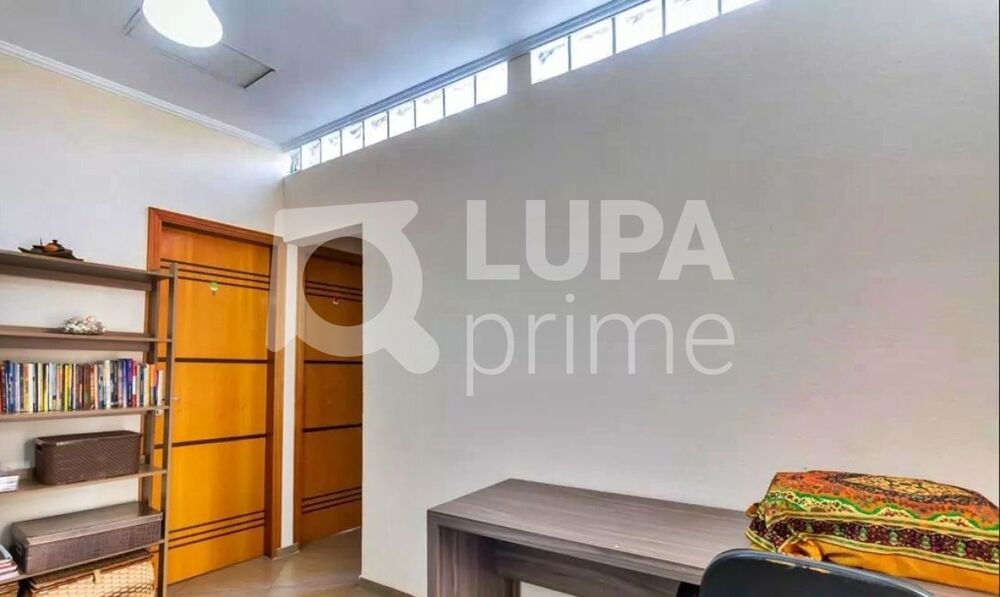 Casa à venda com 3 quartos, 342m² - Foto 5