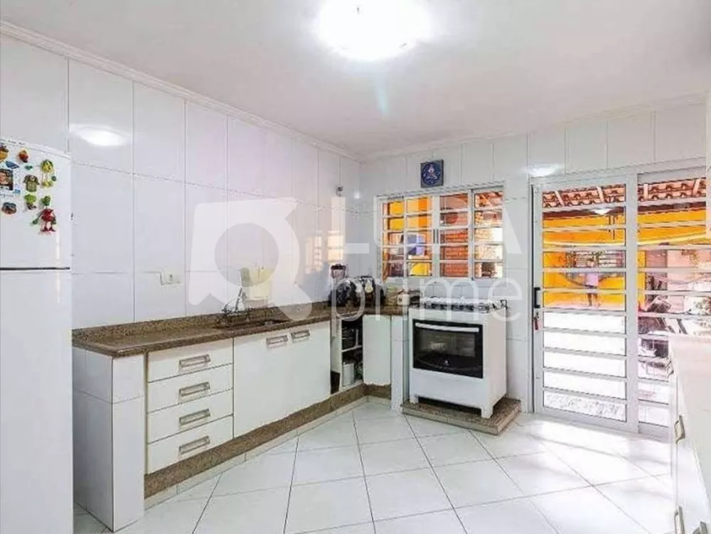 Casa à venda com 3 quartos, 260m² - Foto 6