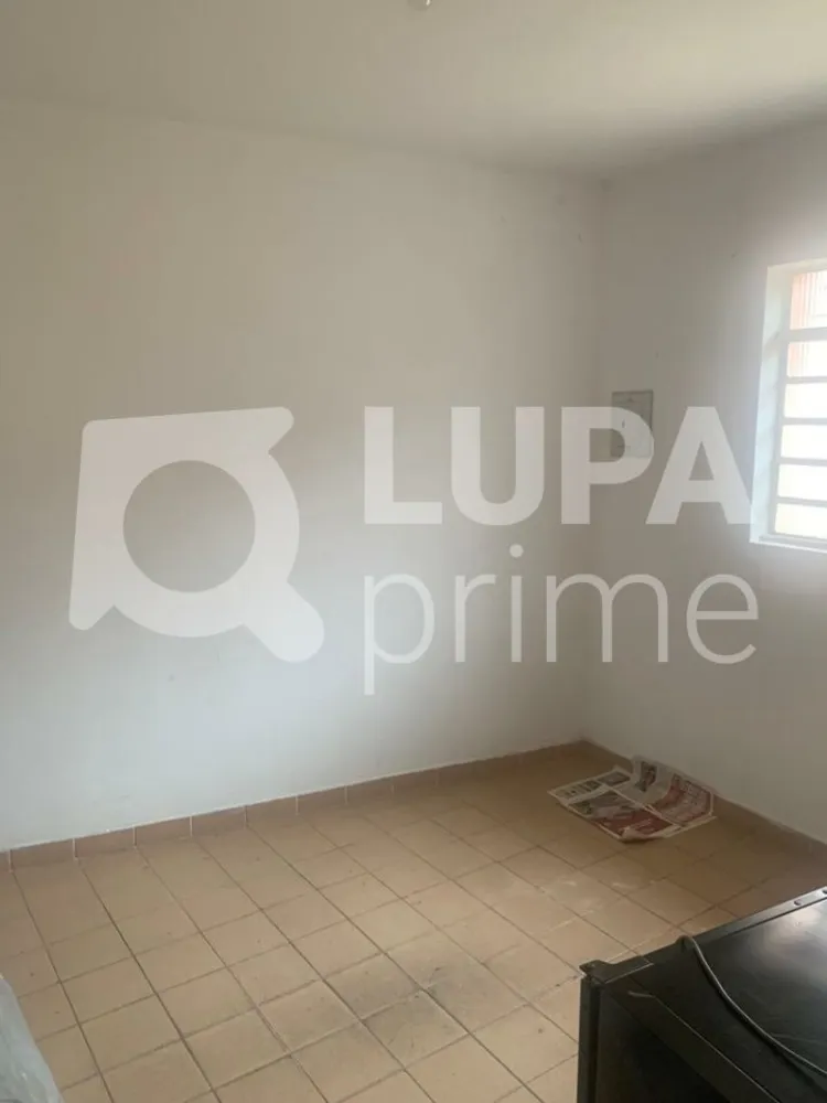 Casa, 3 quartos, 252 m² - Foto 1