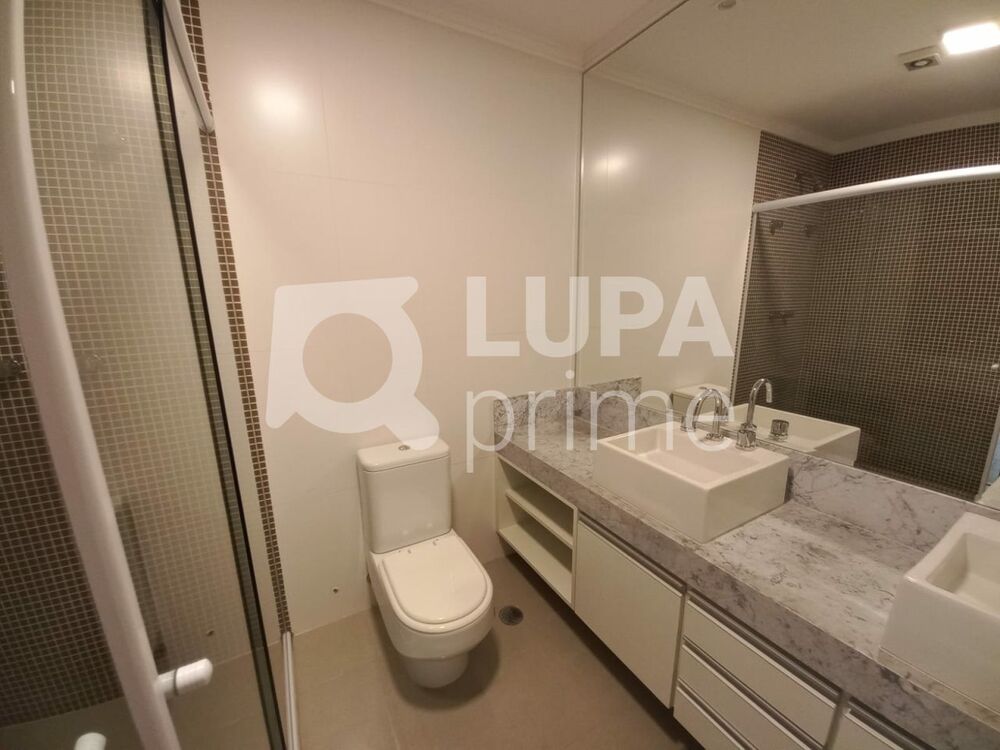 Apartamento, 3 quartos, 230 m² - Foto 2