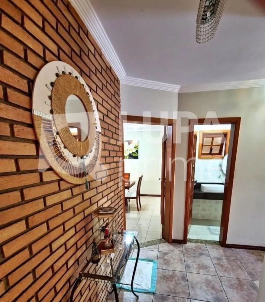 Casa, 4 quartos, 350 m² - Foto 4
