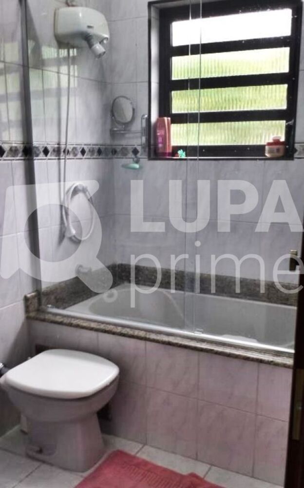 Casa, 3 quartos, 240 m² - Foto 11