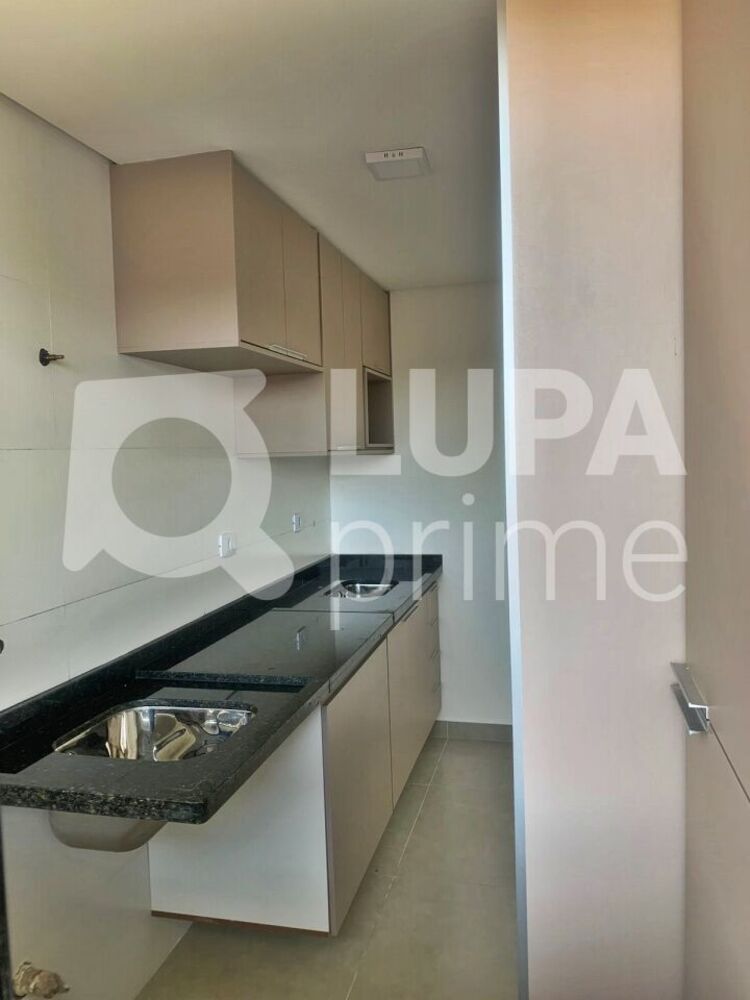 Apartamento à venda com 2 quartos, 43m² - Foto 7