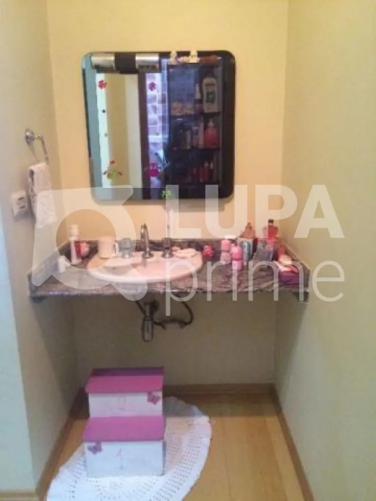 Casa, 4 quartos, 260 m² - Foto 6