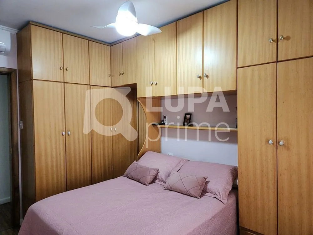 Casa, 4 quartos, 215 m² - Foto 2