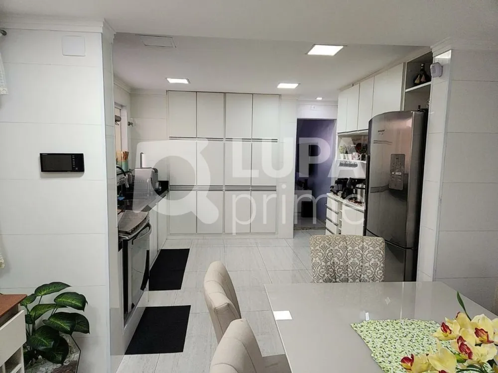 Casa, 4 quartos, 215 m² - Foto 10