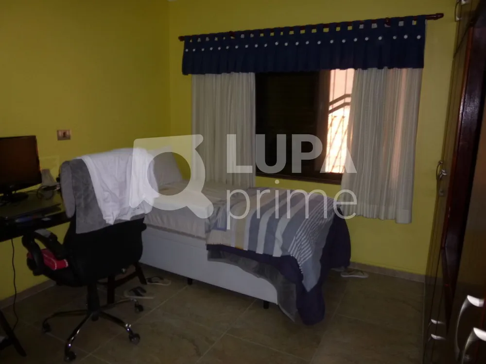Casa, 3 quartos, 232 m² - Foto 4