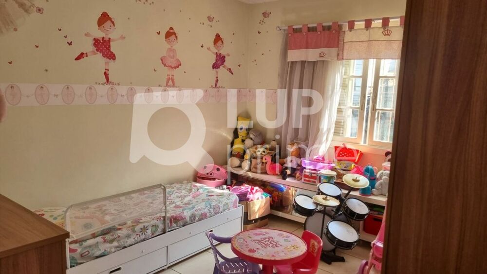 Casa, 3 quartos, 184 m² - Foto 6