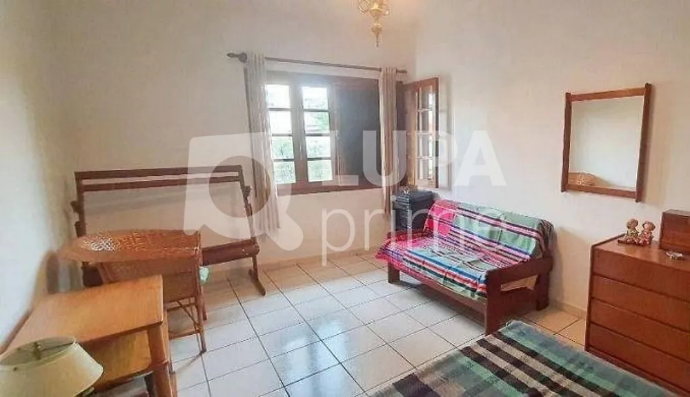 Casa, 3 quartos, 242 m² - Foto 6