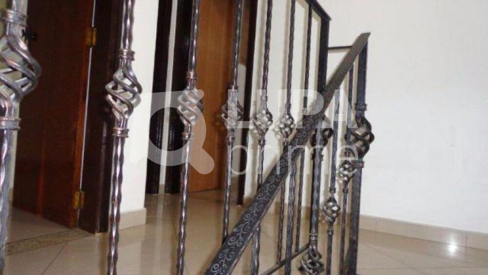 Casa à venda com 3 quartos, 120m² - Foto 7