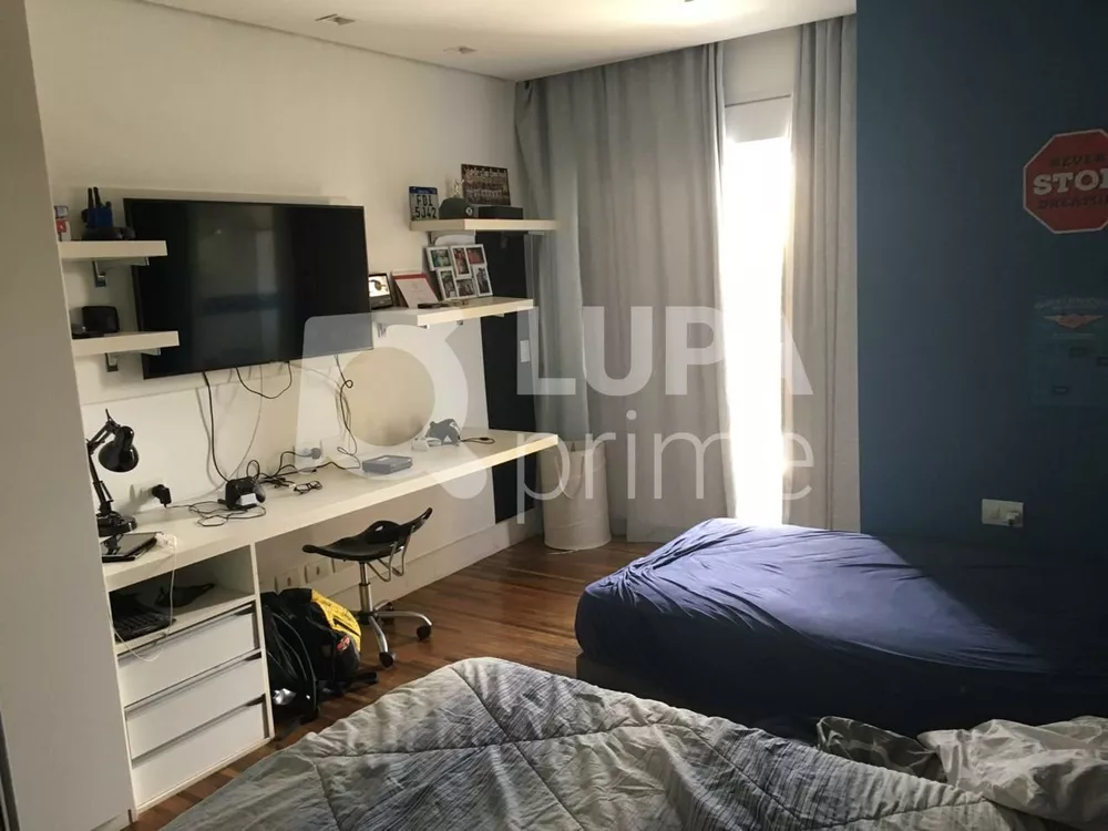 Casa à venda com 3 quartos, 390m² - Foto 4