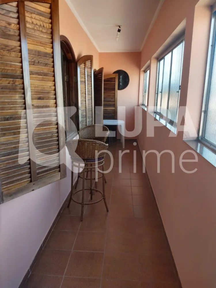 Casa, 8 quartos, 250 m² - Foto 7