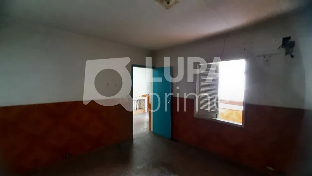 Casa, 2 quartos, 371 m² - Foto 1