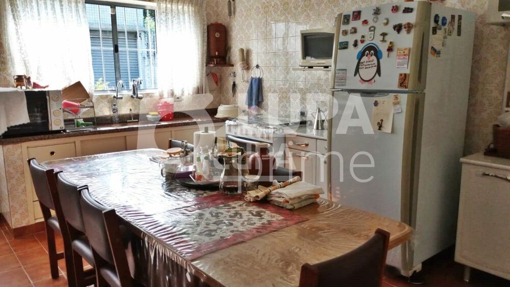 Casa, 5 quartos, 223 m² - Foto 2