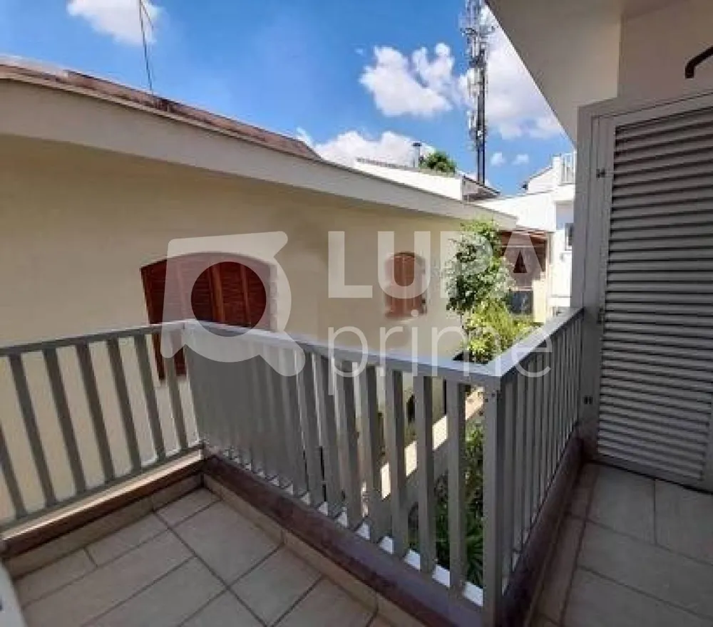 Casa, 4 quartos, 288 m² - Foto 1
