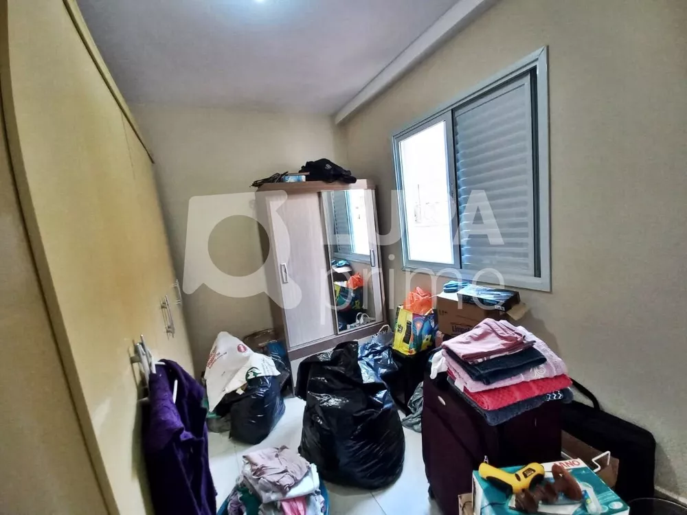 Apartamento à venda com 2 quartos, 47m² - Foto 3