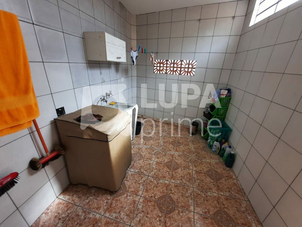 Casa, 8 quartos, 320 m² - Foto 3