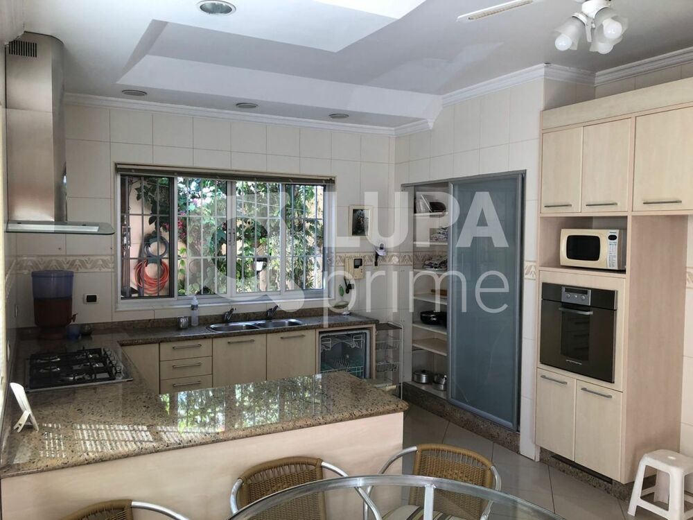 Casa à venda com 2 quartos, 160m² - Foto 5