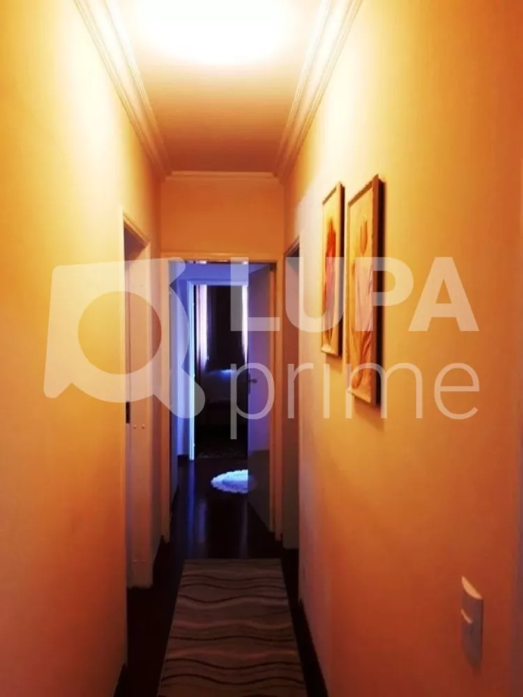 Apartamento à venda com 3 quartos, 154m² - Foto 4