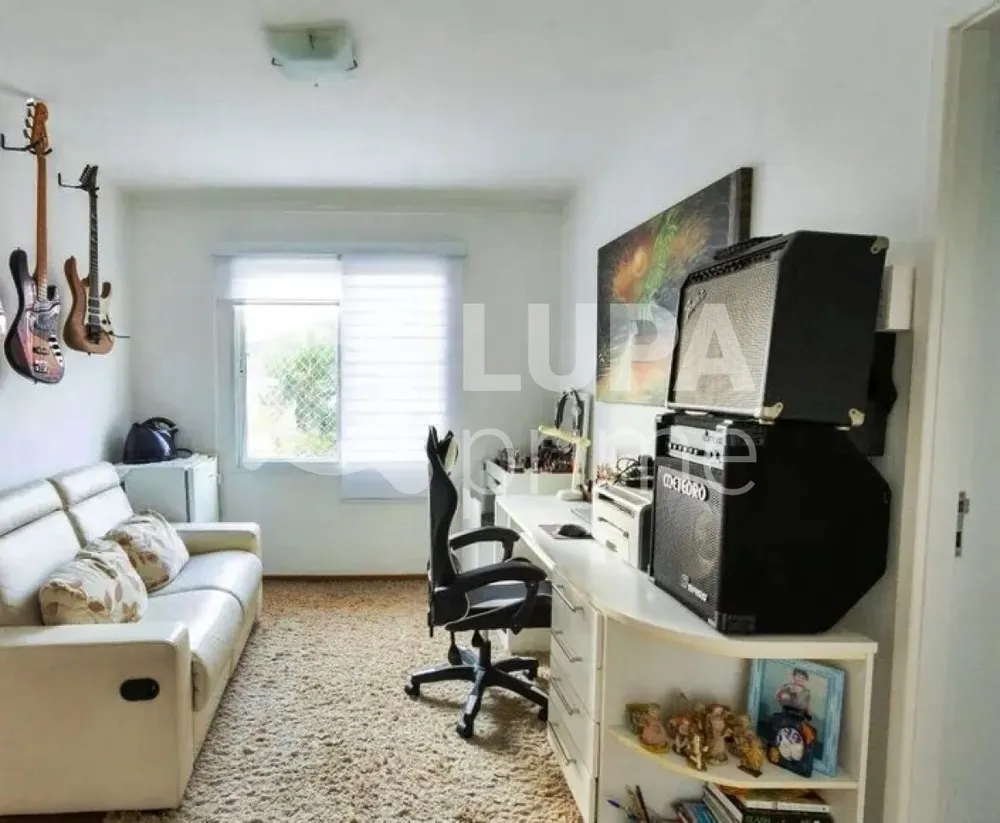 Casa, 3 quartos, 237 m² - Foto 26