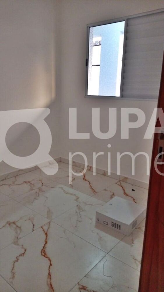 Apartamento à venda com 2 quartos, 33m² - Foto 5