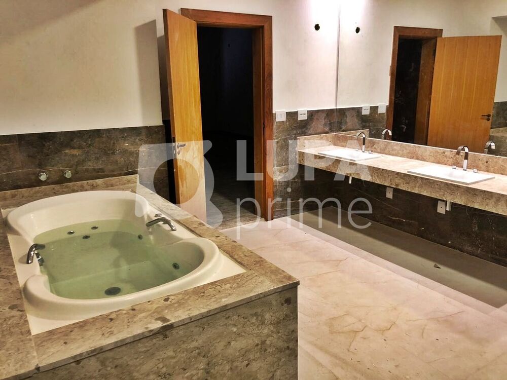 Casa, 5 quartos, 560 m² - Foto 2
