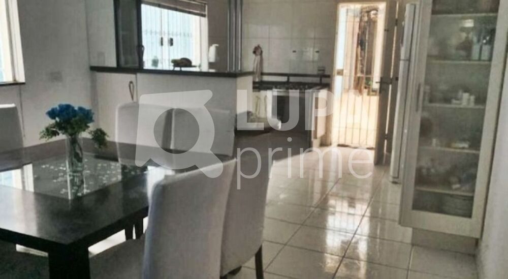 Casa, 3 quartos, 228 m² - Foto 10