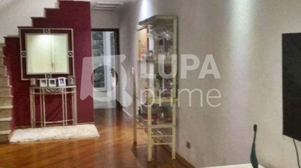 Casa, 3 quartos, 228 m² - Foto 2