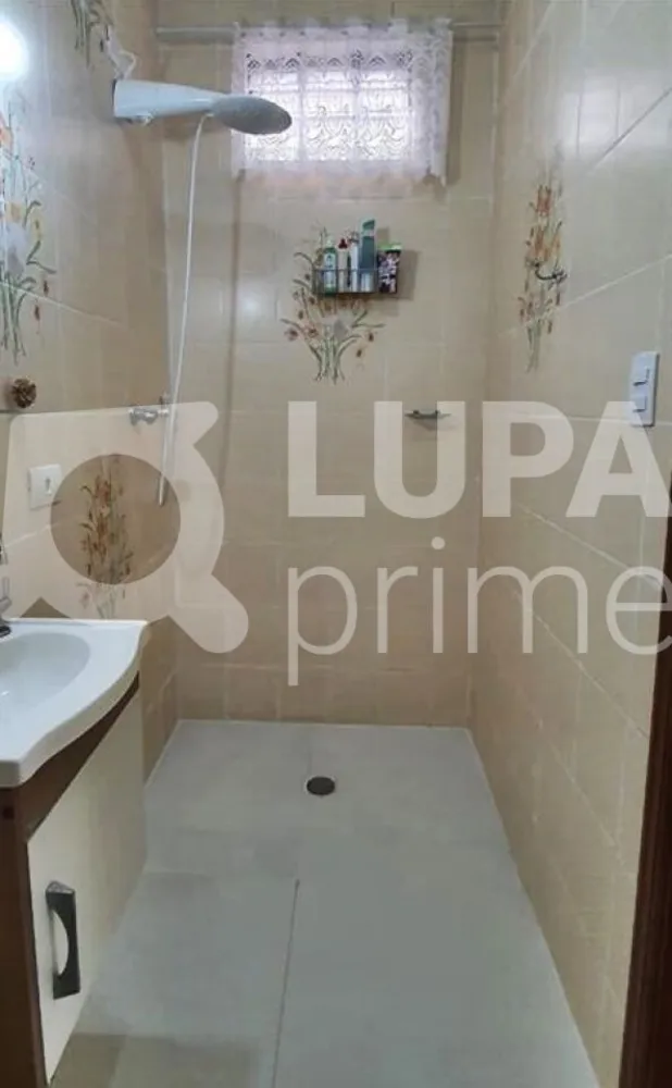 Casa, 4 quartos, 197 m² - Foto 2