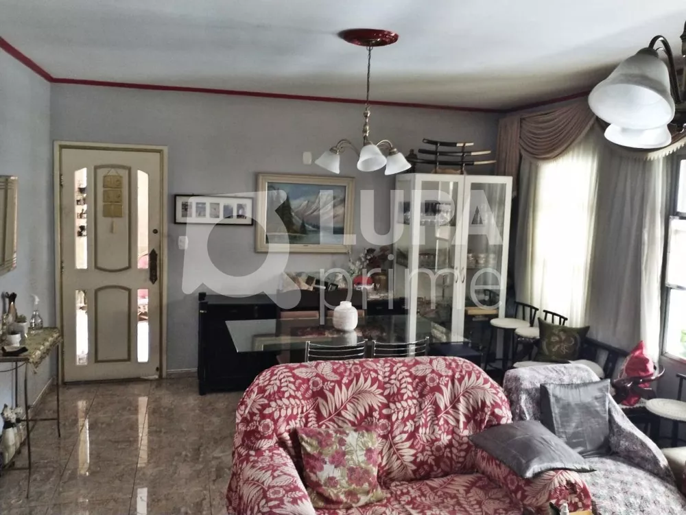 Casa, 4 quartos, 173 m² - Foto 1