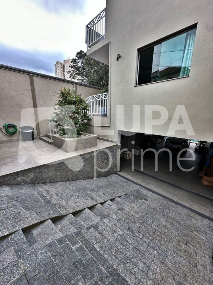 Casa, 3 quartos, 189 m² - Foto 1