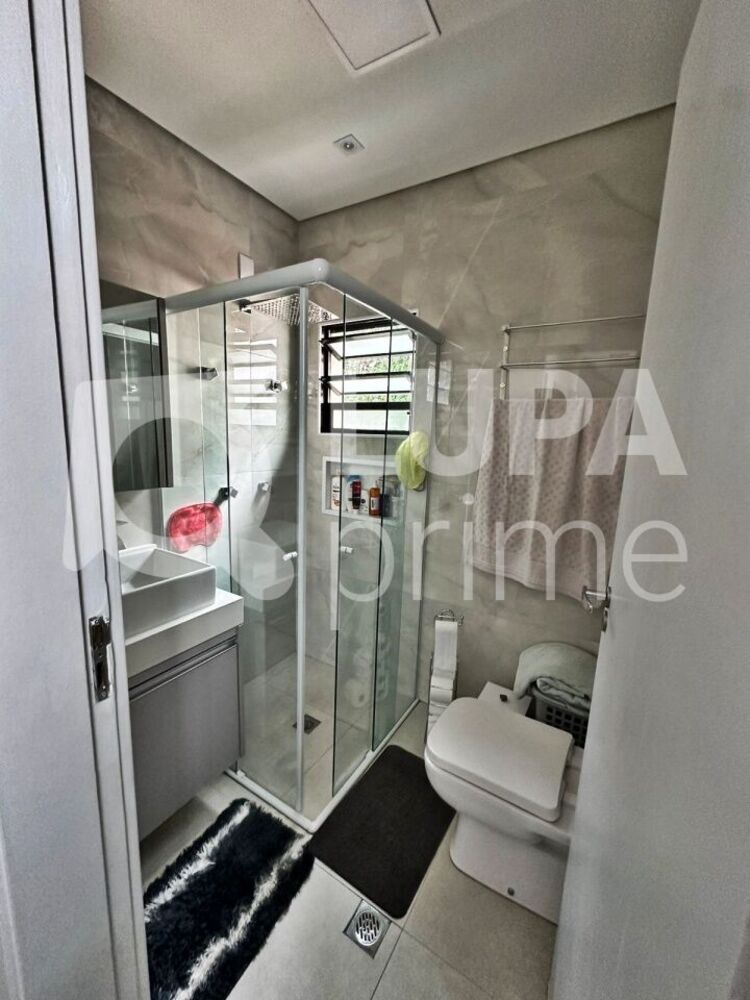 Casa, 3 quartos, 189 m² - Foto 2