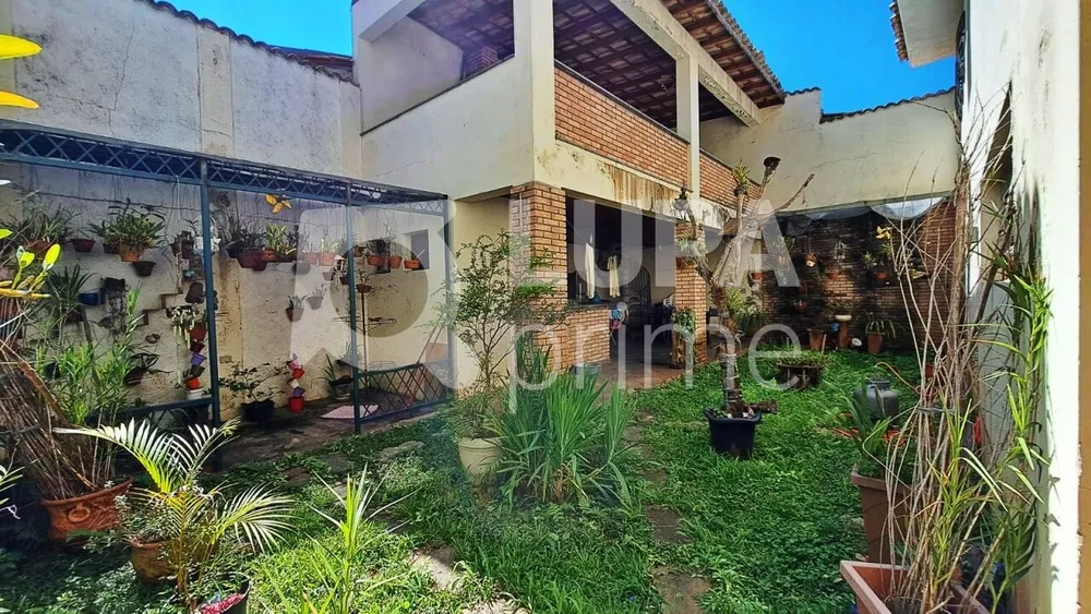 Casa, 5 quartos, 158 m² - Foto 4