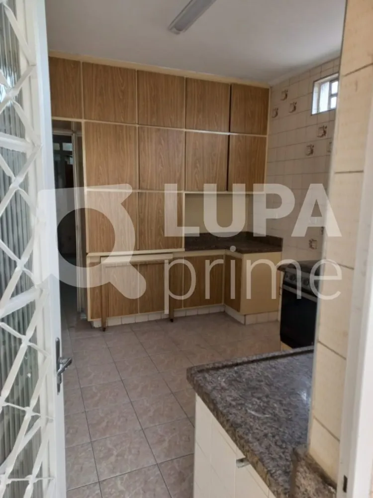 Casa, 5 quartos, 284 m² - Foto 1