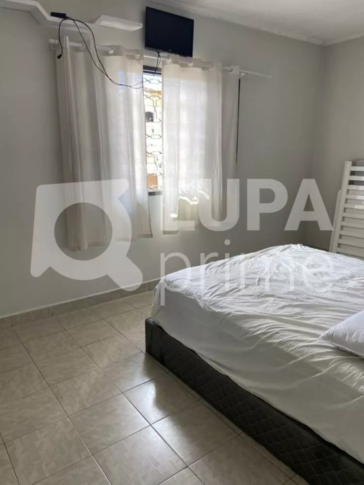 Casa à venda com 3 quartos, 220m² - Foto 9