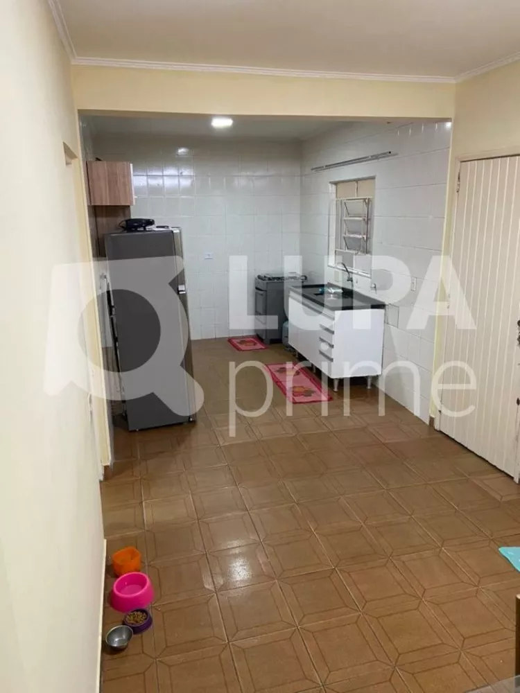 Casa à venda com 3 quartos, 220m² - Foto 8