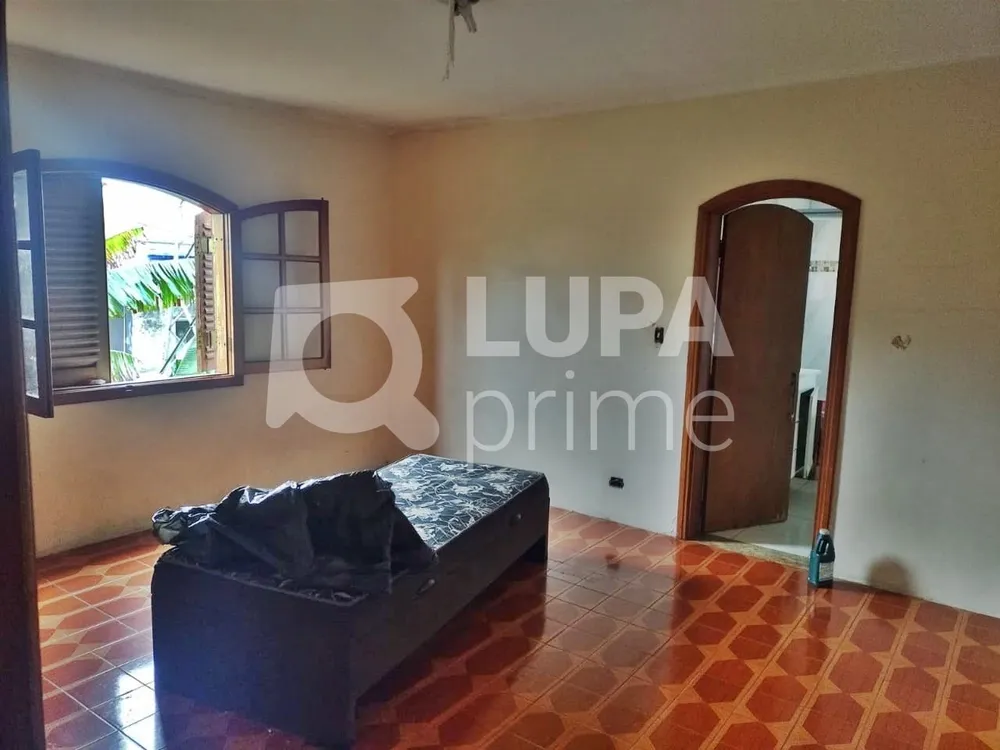 Casa, 4 quartos, 188 m² - Foto 1