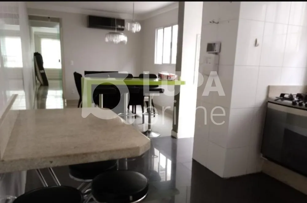 Casa, 3 quartos, 180 m² - Foto 3