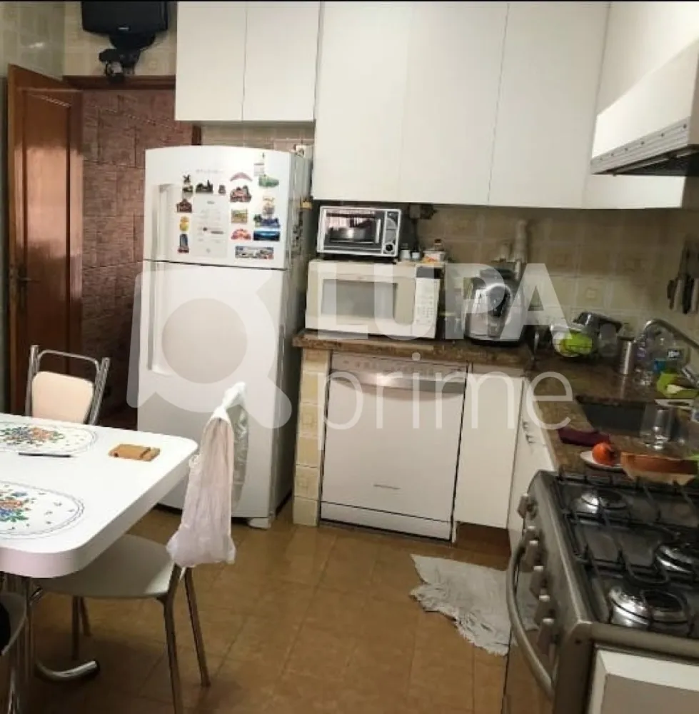 Casa, 3 quartos, 240 m² - Foto 10