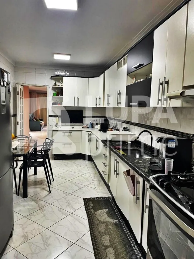 Casa, 4 quartos, 220 m² - Foto 2
