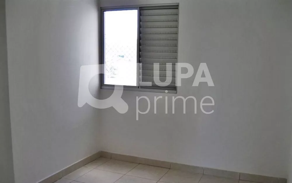 Apartamento à venda com 3 quartos, 70m² - Foto 4