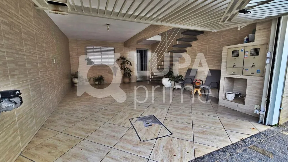 Casa, 4 quartos, 192 m² - Foto 1
