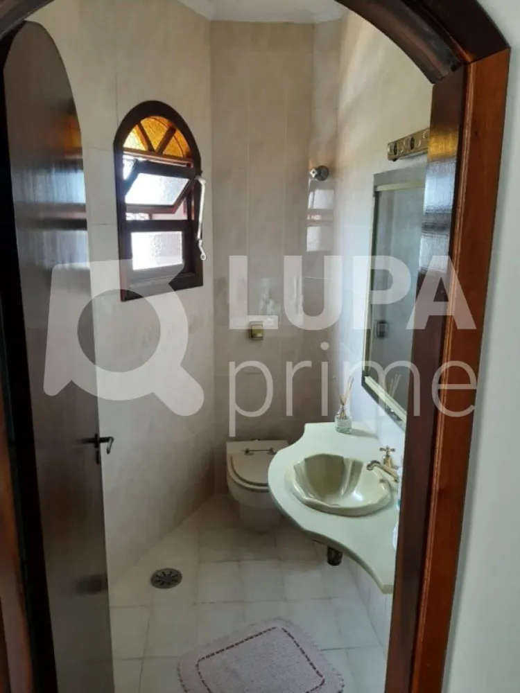 Casa, 3 quartos, 250 m² - Foto 10