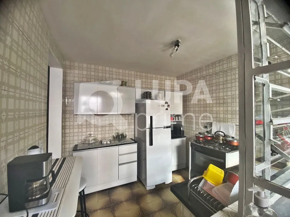 Casa, 6 quartos, 250 m² - Foto 1