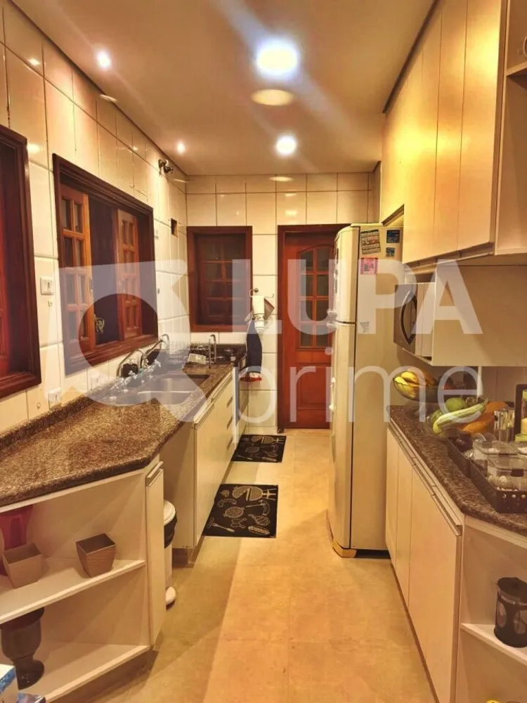 Casa, 4 quartos, 300 m² - Foto 11