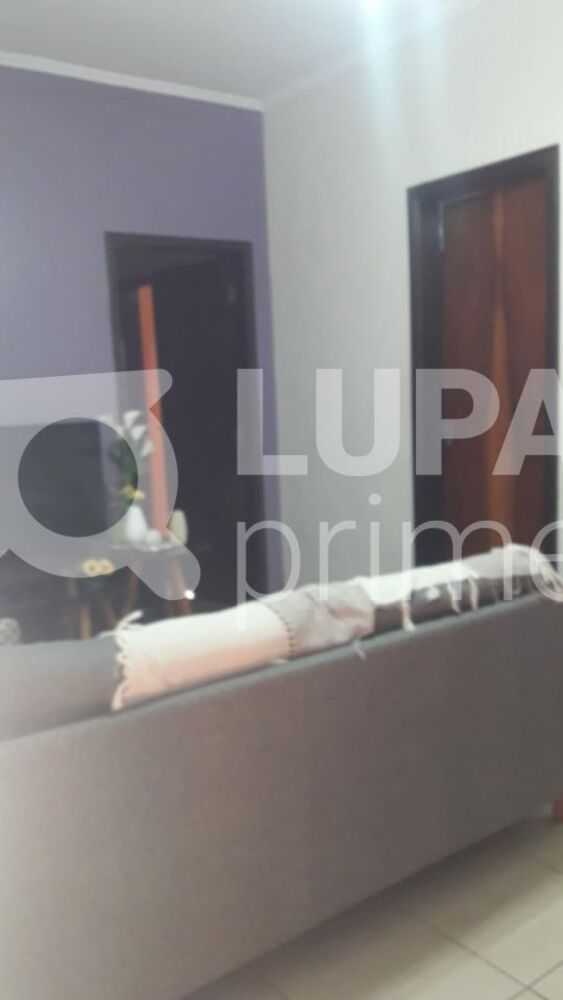 Casa, 2 quartos, 208 m² - Foto 1