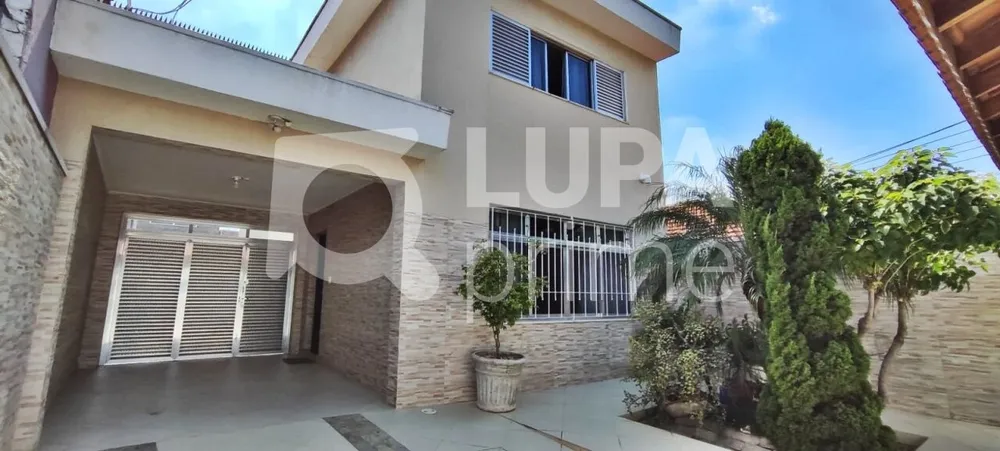 Casa, 3 quartos, 250 m² - Foto 10