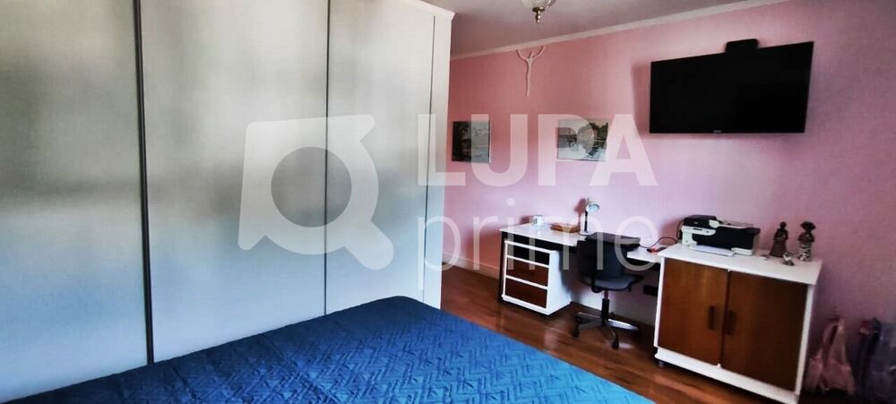 Casa, 3 quartos, 250 m² - Foto 1