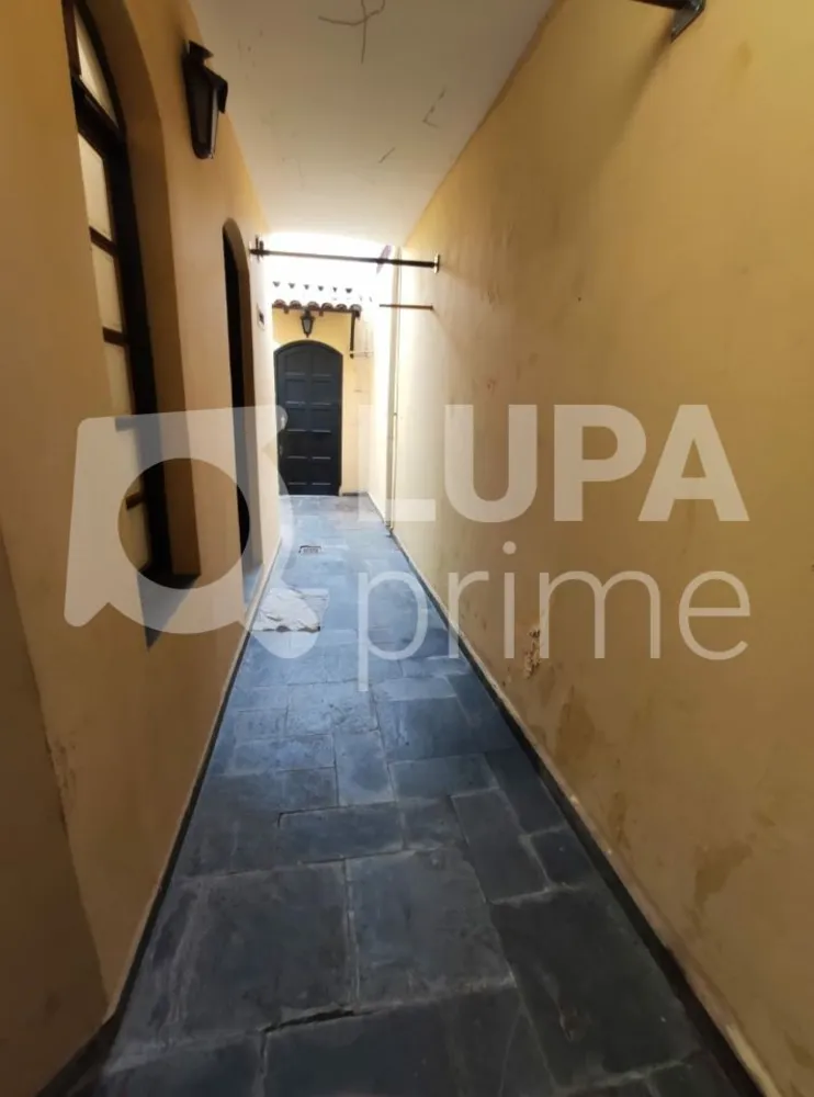 Casa, 3 quartos, 250 m² - Foto 12