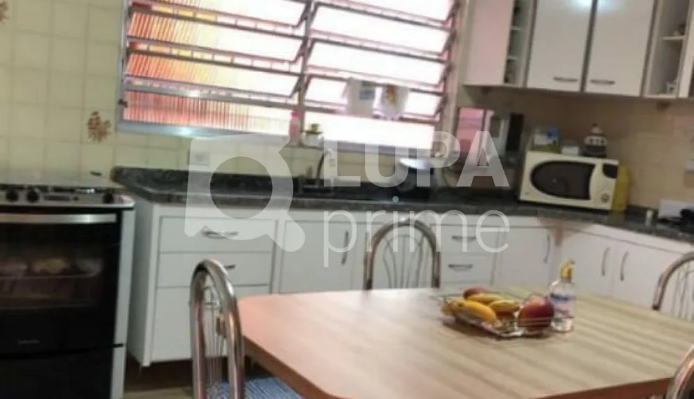 Casa, 3 quartos, 220 m² - Foto 1